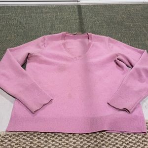 Everlane pink cashmere sweater